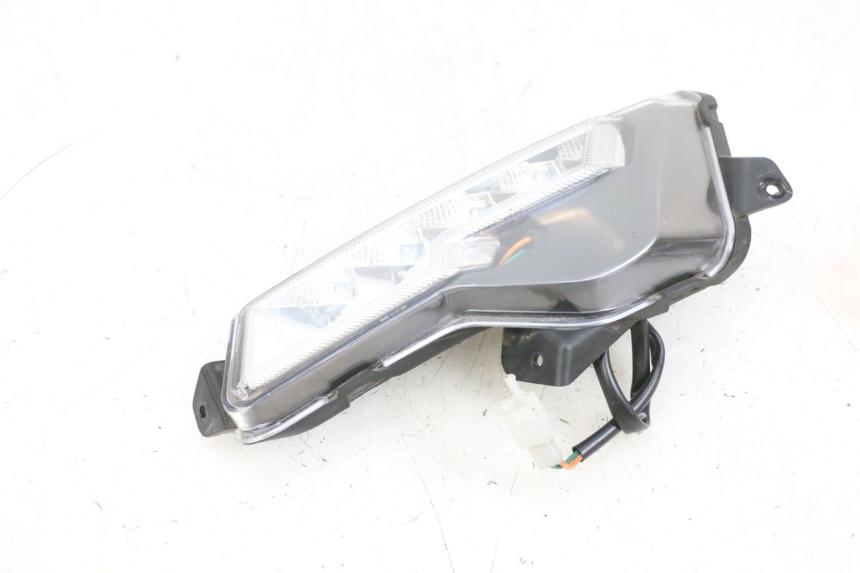 photo de CLIGNOTANT ARRIERE GAUCHE EFUN PUSA 1 - Pièce contrôlée