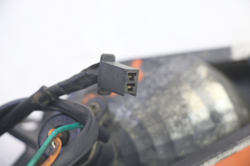 photo de CLIGNOTANT ARRIERE GAUCHE DAELIM S1 125 (2007 - 2016) - Points de fixation