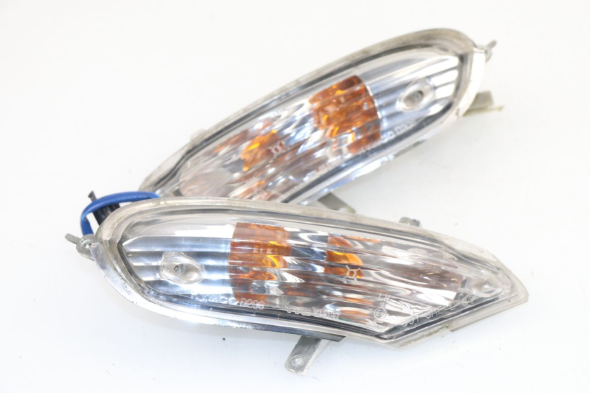 photo de CLIGNOTANT ARRIERE KYMCO GRAND DINK 125 (2002 - 2007)