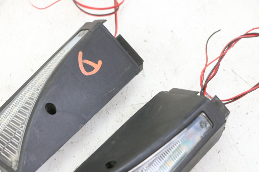 photo de CLIGNOTANT ARRIERE HITWAY H5 1