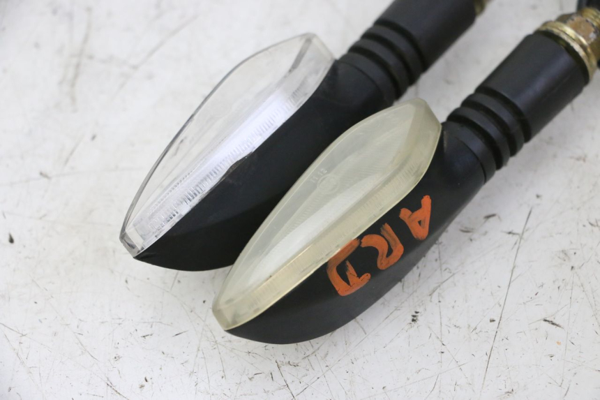 photo de CLIGNOTANT ARRIERE MAG POWER R-STREET 50 (2016 - 2025)