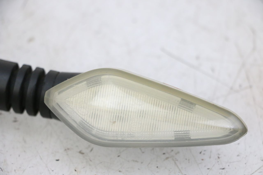 photo de CLIGNOTANT ARRIERE MAG POWER R-STREET 50 (2016 - 2025)