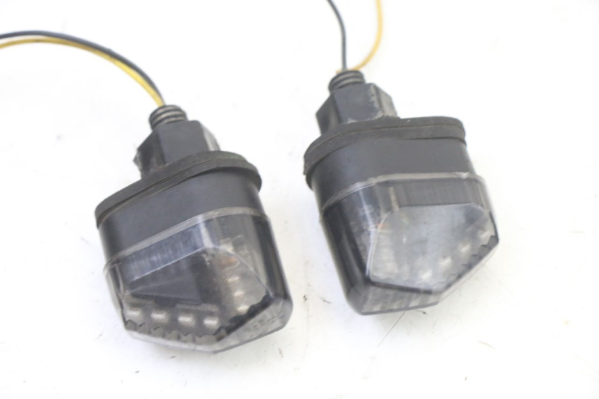 photo de CLIGNOTANT ARRIERE APRILIA SR 2T 50 (2018 - 2022)