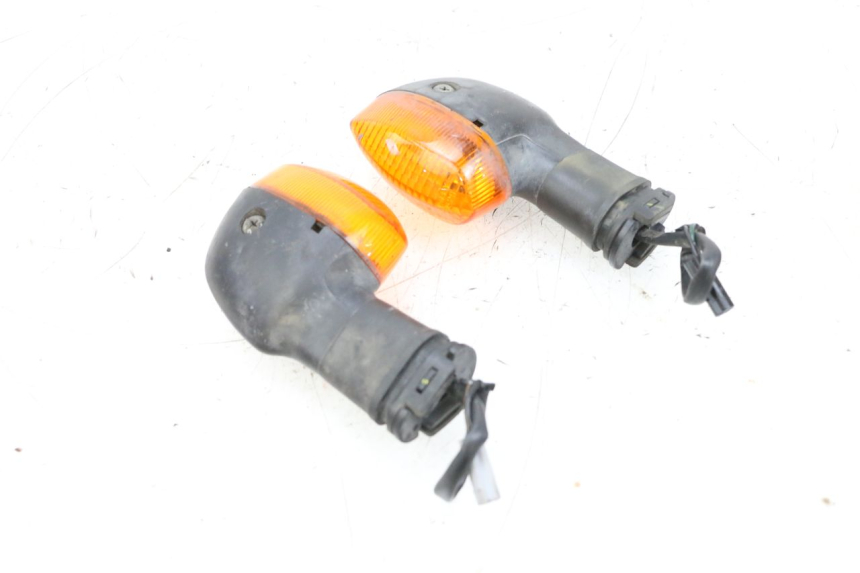 photo de CLIGNOTANT ARRIERE YAMAHA TDM ABS 900 (2002 - 2014) - Zoom état d’usage