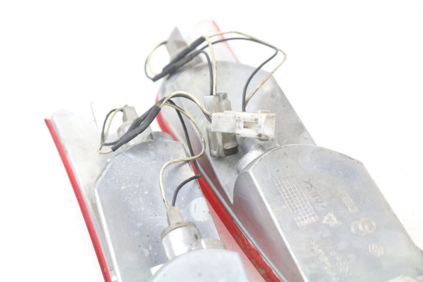 photo de CLIGNOTANT ARRIERE PIAGGIO XEVO - X EVO 125 (2007 - 2016)