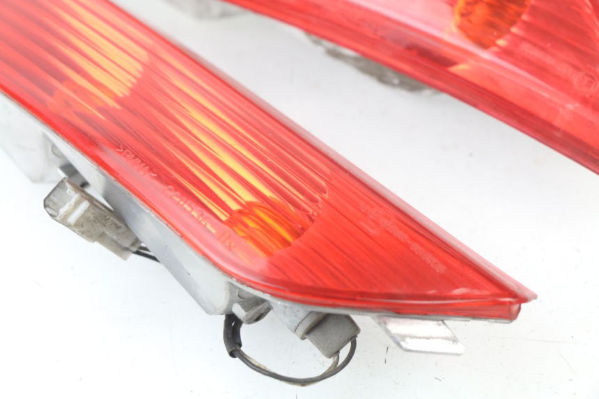 photo de CLIGNOTANT ARRIERE PIAGGIO XEVO - X EVO 125 (2007 - 2016)