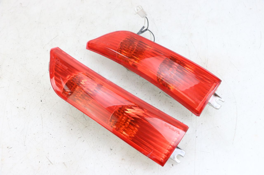 photo de CLIGNOTANT ARRIERE PIAGGIO XEVO - X EVO 125 (2007 - 2016)