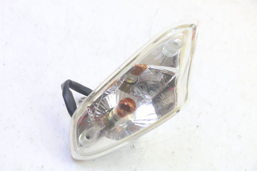 photo de CLIGNOTANT AVANT DROIT KYMCO AGILITY 4T 50 (2018 - 2022) - Vue principale