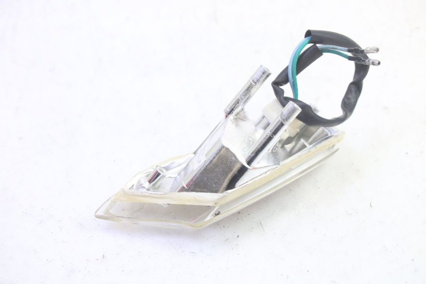 photo de CLIGNOTANT AVANT DROIT KYMCO AGILITY 4T 50 (2018 - 2022) - Points de fixation