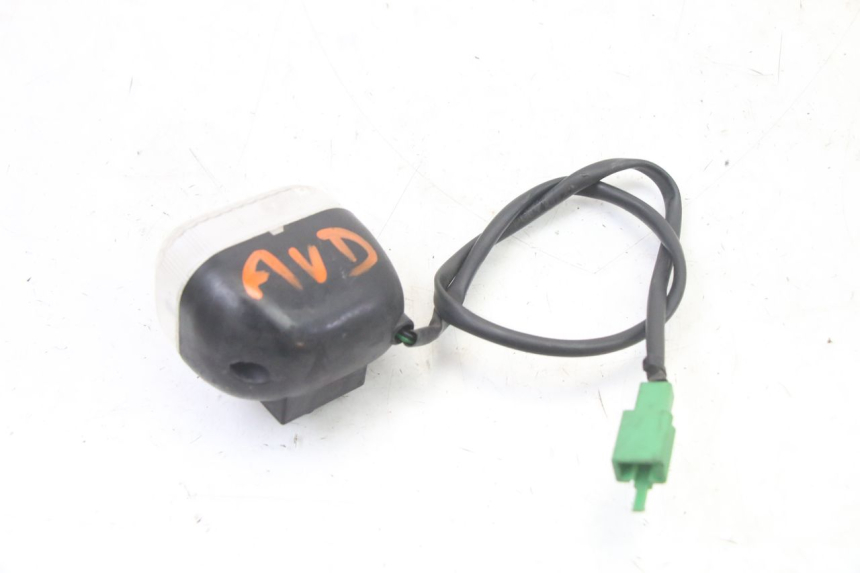 photo de CLIGNOTANT AVANT DROIT MBK BOOSTER SPIRIT NAKED 50 (2004 - 2017)