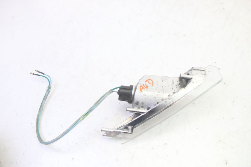 photo de CLIGNOTANT AVANT DROIT SYM CROX 4T 50 (2016 - 2023) - Détail de la pièce