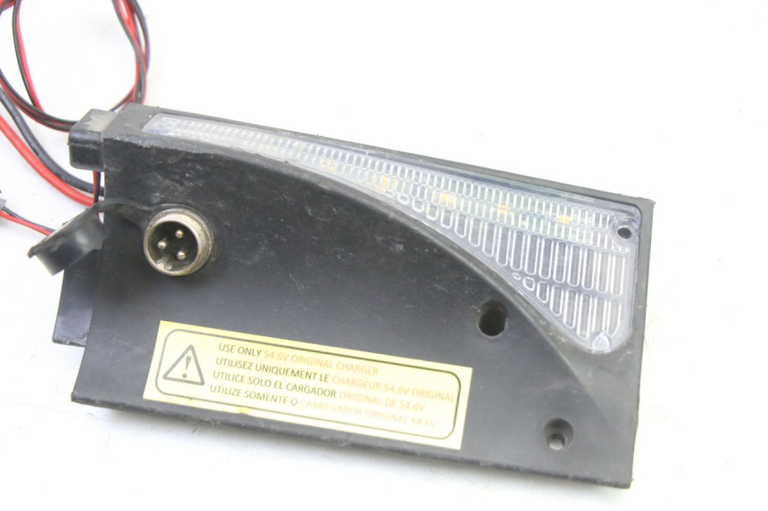 photo de CLIGNOTANT AVANT DROIT URBANGLIDE E-CROSS PRO 1