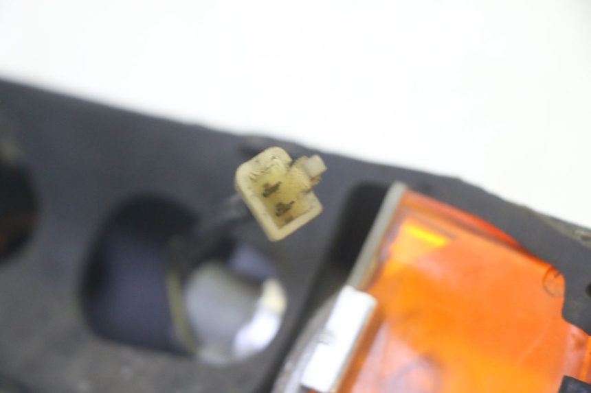 photo de CLIGNOTANT AVANT DROIT KAWASAKI GPZ RX 1000 (1986 - 1988) - Vue produit