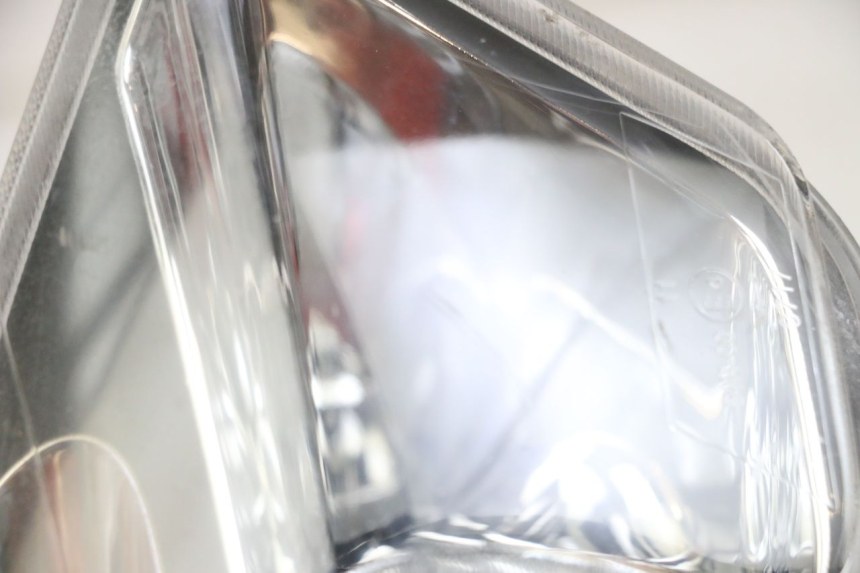 photo de CLIGNOTANT AVANT DROIT SYM GTS EVO 125 (2009 - 2013) - Autre angle de vue