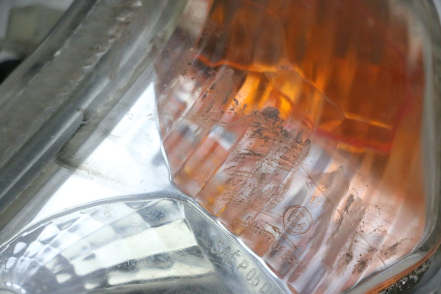 photo de CLIGNOTANT AVANT DROIT KYMCO LIKE 125 (2009 - 2016) - Pièce contrôlée