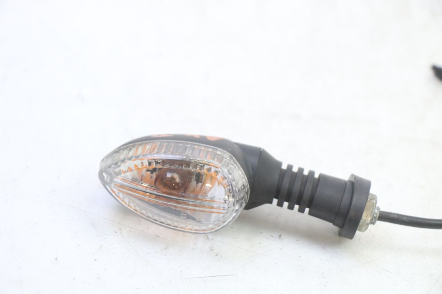 photo de CLIGNOTANT AVANT DROIT PIAGGIO MP3 RL 250 (2007 - 2010)