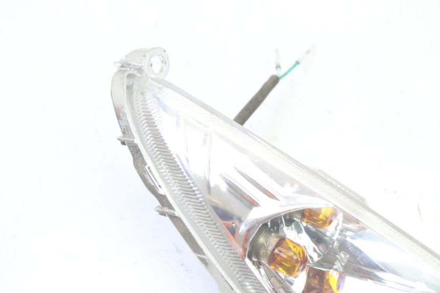 photo de CLIGNOTANT AVANT DROIT SYM ORBIT 2 4T 50 (2008 - 2017)