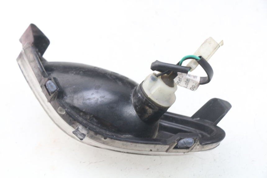 photo de CLIGNOTANT AVANT DROIT MBK OVETTO ONE 2T 50 (2013 - 2017)