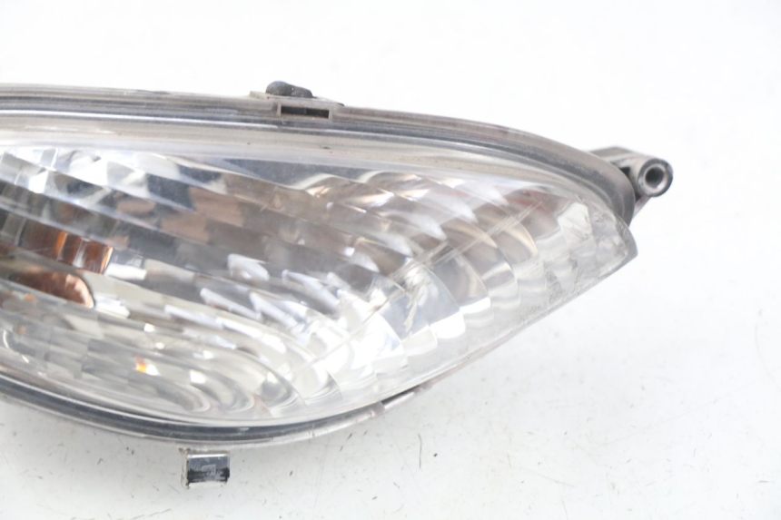 photo de CLIGNOTANT AVANT DROIT MBK OVETTO ONE 2T 50 (2013 - 2017)