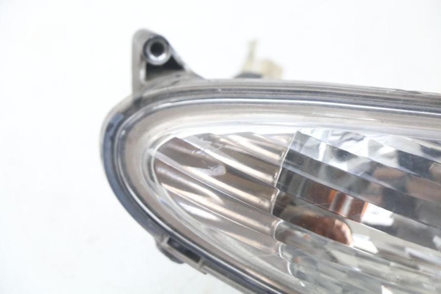 photo de CLIGNOTANT AVANT DROIT MBK OVETTO ONE 2T 50 (2013 - 2017)