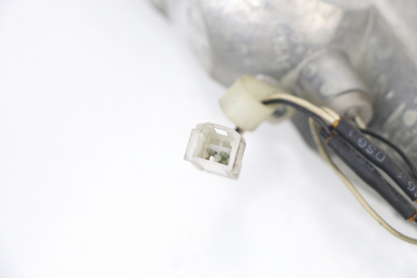 photo de CLIGNOTANT AVANT DROIT PIAGGIO X8 125 (2004 - 2007)