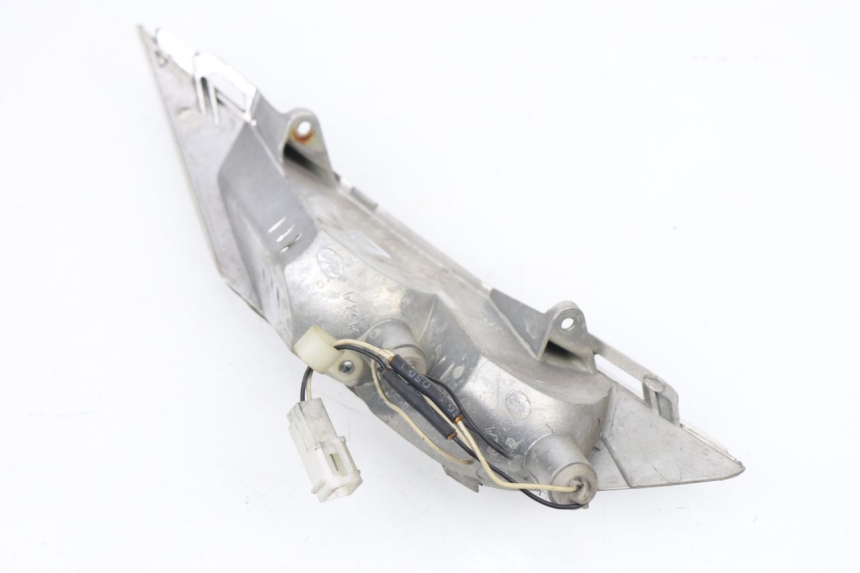 photo de CLIGNOTANT AVANT DROIT PIAGGIO X8 125 (2004 - 2007)