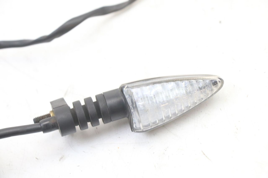 photo de CLIGNOTANT AVANT DROIT LIGIER PULSE 3 1 (2014 - 2020) - Détail de la pièce