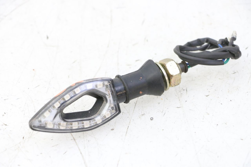 photo de CLIGNOTANT AVANT DROIT MAG POWER R-STREET 50 (2016 - 2025)