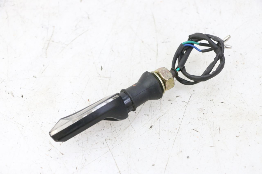 photo de CLIGNOTANT AVANT DROIT MAG POWER R-STREET 50 (2016 - 2025)