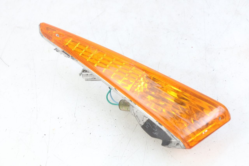 photo de CLIGNOTANT AVANT DROIT HONDA SCV LEAD 100 (2003 - 2007)