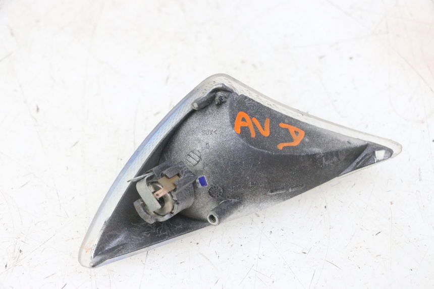 photo de CLIGNOTANT AVANT DROIT PEUGEOT SPEEDFIGHT 2 LC 50 (2000 - 2009)