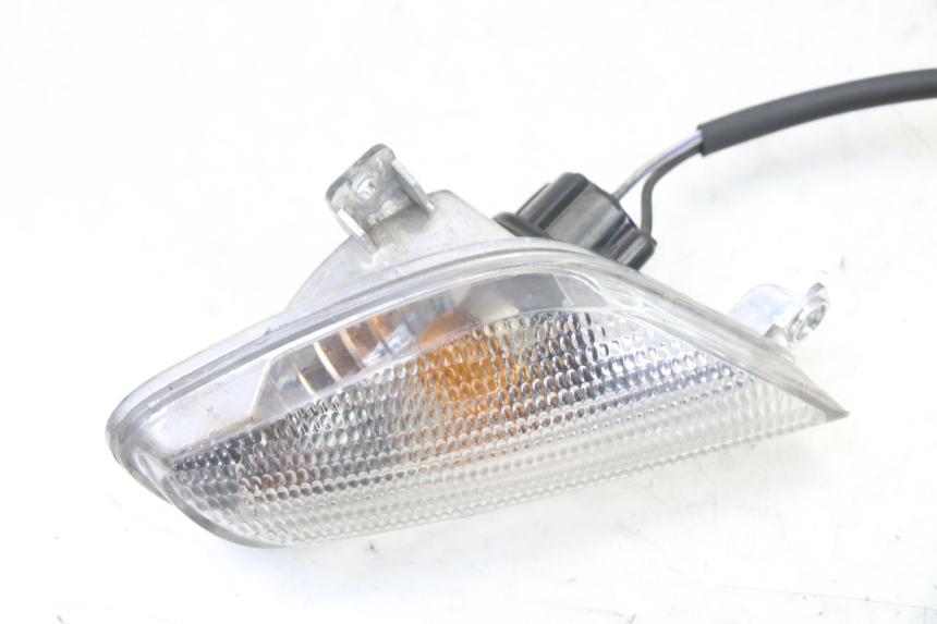 photo de CLIGNOTANT AVANT DROIT APRILIA SR 2T 50 (2018 - 2022)