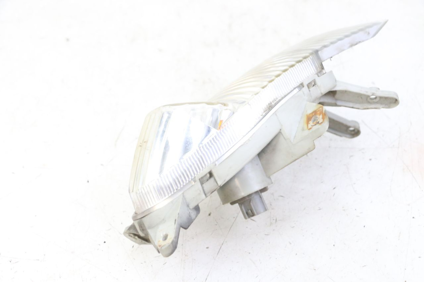 photo de CLIGNOTANT AVANT DROIT SUZUKI BURGMAN 125 (2007 - 2014)