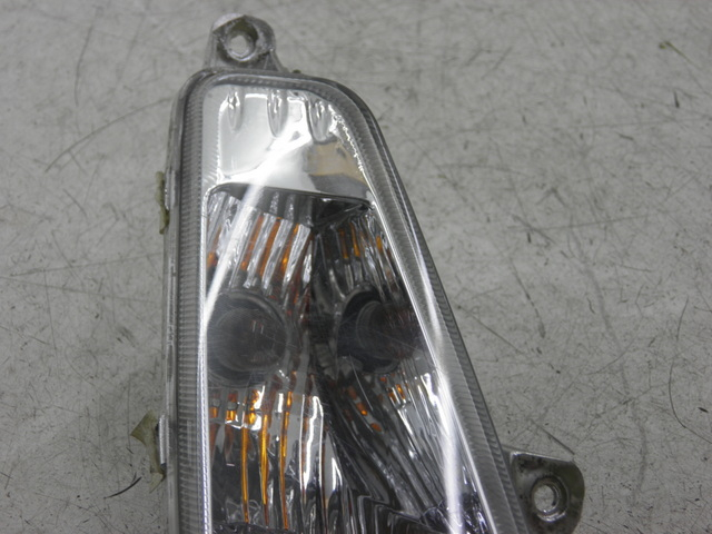 photo de CLIGNOTANT AVANT DROIT SYM FIDDLE 2 50 (2008 - 2013)