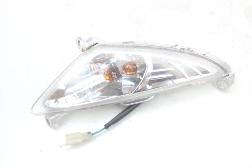 photo de CLIGNOTANT AVANT DROIT SYM ORBIT 2 4T 50 (2018 - 2022)