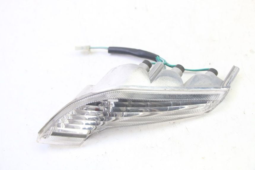 photo de CLIGNOTANT AVANT DROIT PEUGEOT VIVACITY NEW 4T 50 (2008 - 2017)