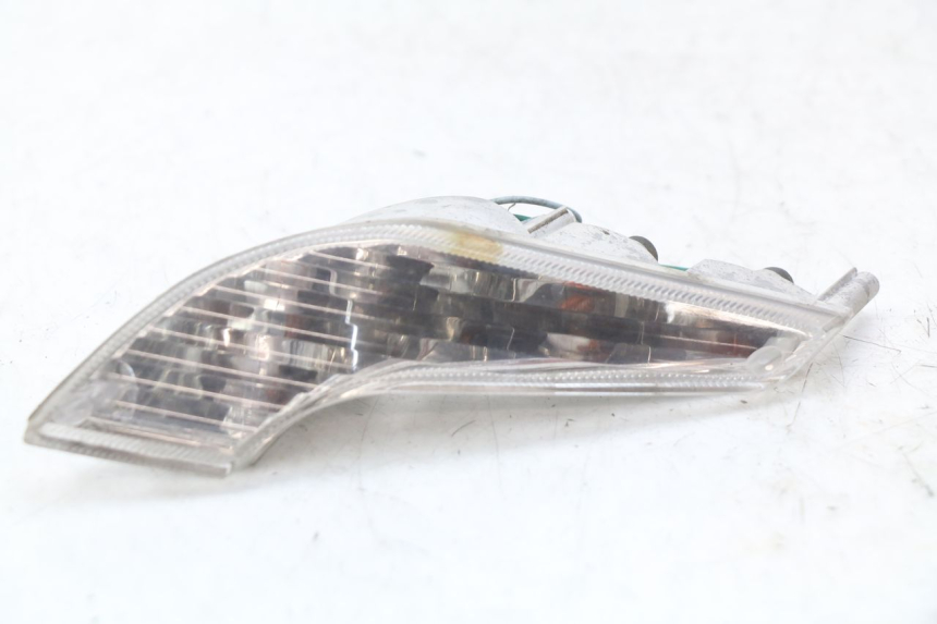 photo de CLIGNOTANT AVANT DROIT PEUGEOT VIVACITY 125 (2010 - 2017)