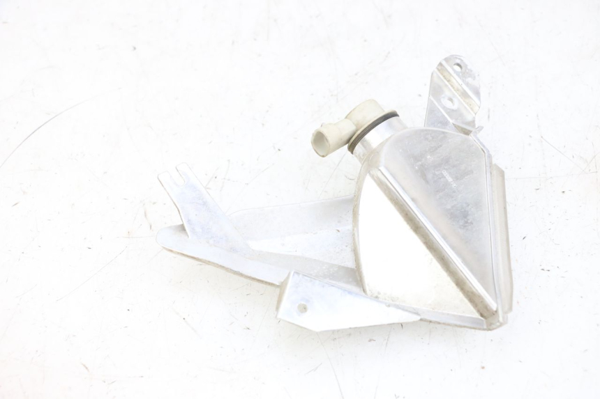 photo de CLIGNOTANT AVANT DROIT YAMAHA X-MAX XMAX 125 (2010 - 2013) - Autre angle de vue