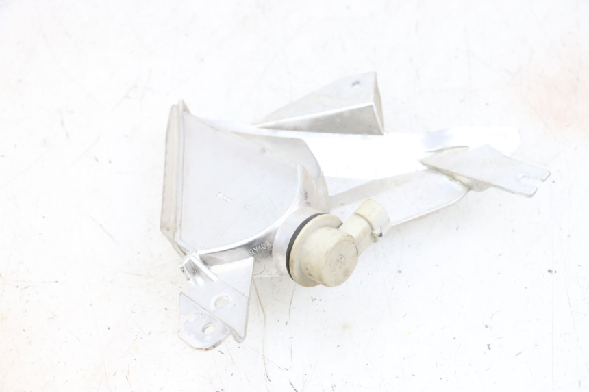 photo de CLIGNOTANT AVANT DROIT YAMAHA X-MAX XMAX 125 (2010 - 2013) - Gros plan technique