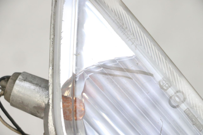 photo de CLIGNOTANT AVANT DROIT PIAGGIO X8 125 (2004 - 2007) - Détail de la pièce