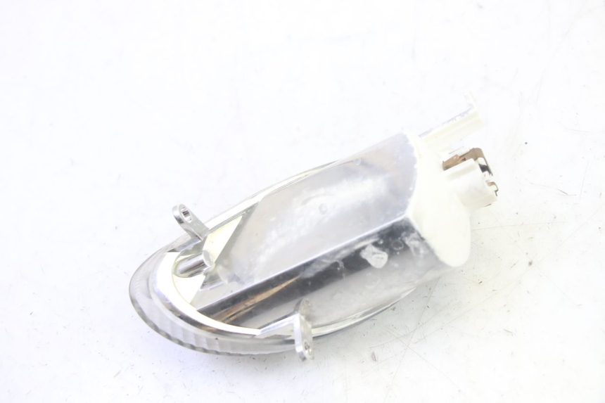 photo de CLIGNOTANT AVANT DROIT YAMAHA YP MAJESTY 125 (2002 - 2006) - Zoom état d’usage