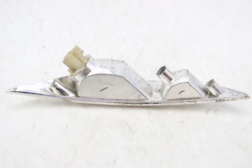 photo de CLIGNOTANT AVANT DROIT PIAGGIO ZIP 4T 50 (2018 - 2020)