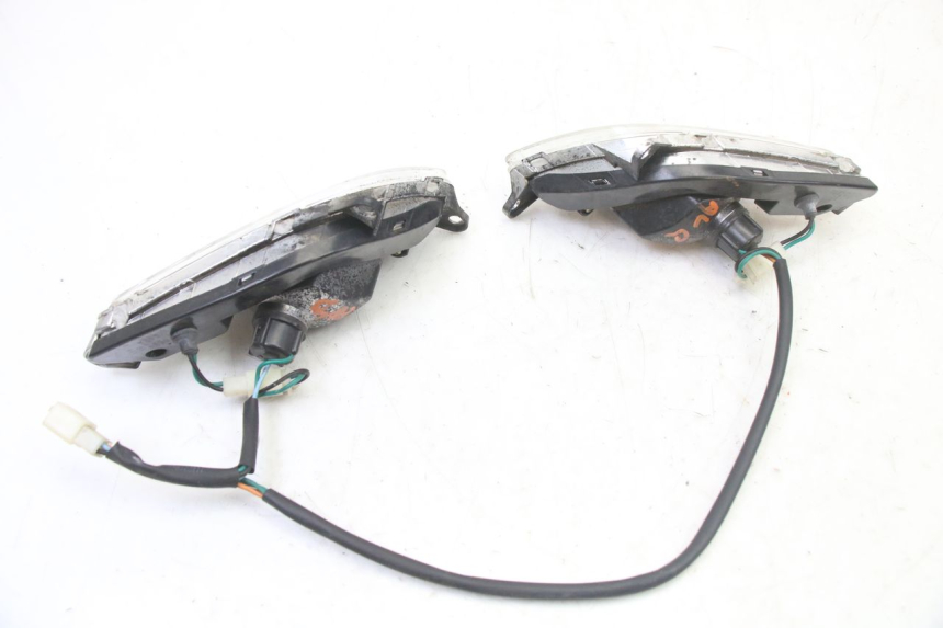 photo de CLIGNOTANT AVANT SYM FIDDLE 3 III 125 (2014 - 2020)