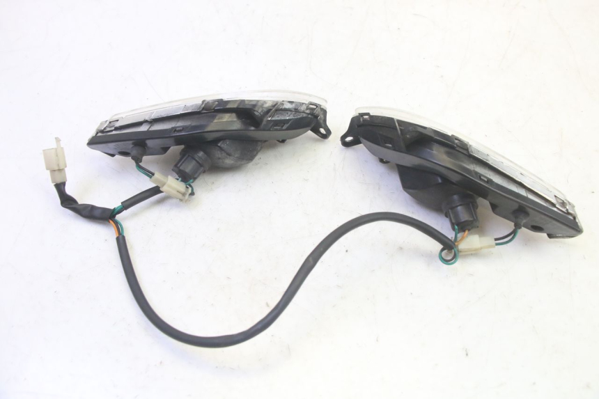 photo de CLIGNOTANT AVANT SYM FIDDLE 3 III 125 (2014 - 2020) - Vue d’ensemble