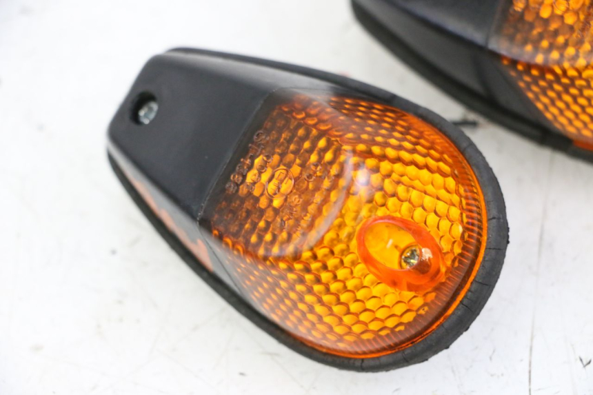 photo de CLIGNOTANT AVANT YAMAHA FJ 36Y 1100 (1984 - 1985)