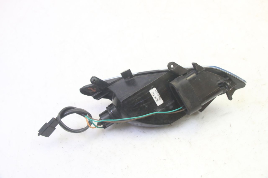 photo de CLIGNOTANT AVANT GAUCHE KYMCO AGILITY 16+ 4T 50 (2018 - 2023) - Autre angle de vue