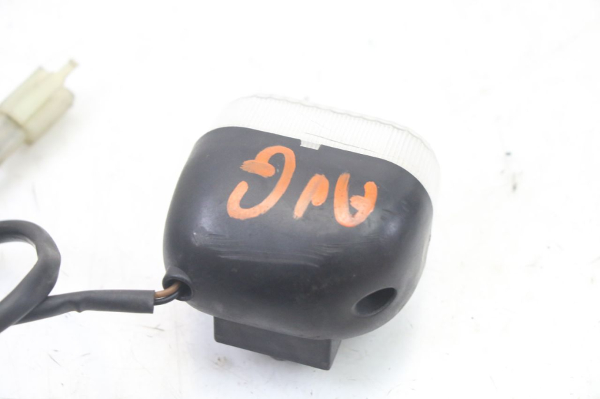 photo de CLIGNOTANT AVANT GAUCHE MBK BOOSTER SPIRIT NAKED 50 (2004 - 2017)