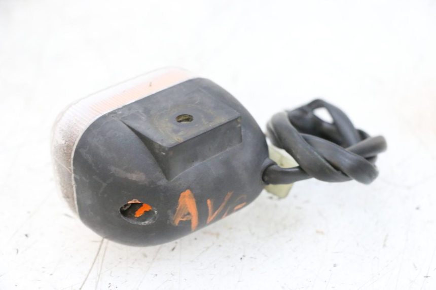 photo de CLIGNOTANT AVANT GAUCHE MBK BOOSTER SPIRIT NAKED 50 (2004 - 2017) - État de surface