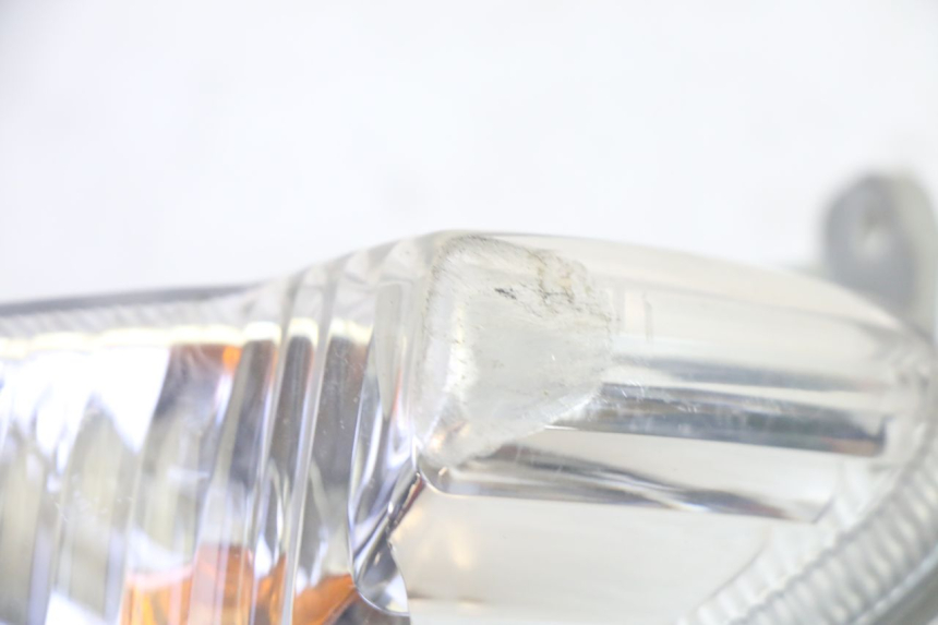 photo de CLIGNOTANT AVANT GAUCHE SUZUKI BURGMAN 125 (2007 - 2014) - Détail de la pièce