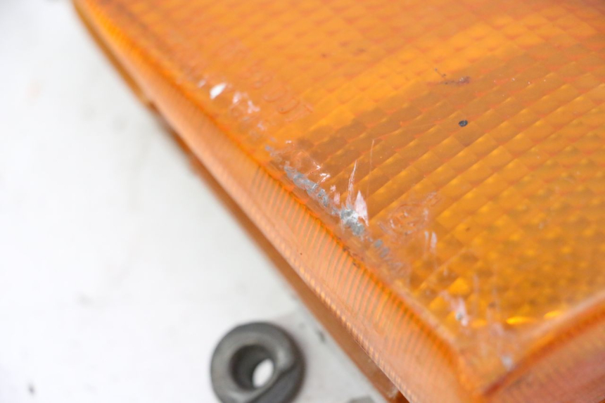 photo de CLIGNOTANT AVANT GAUCHE HONDA CBR F SC25 1000 (1989 - 1992)